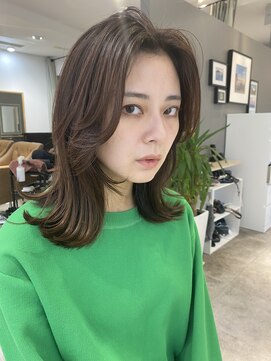 ミント 鳳(Mint.) 20代 30代 40代 ペールベージュ カッパーブラウン 大人ガーリー