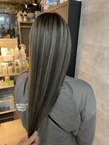 ヘアビューティースタジオ ラルガ(Hair beauty studio Raruga) ハイライト