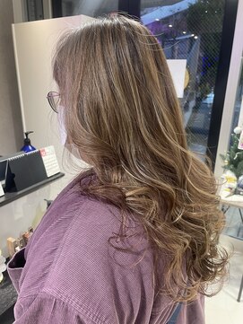 バイブス バイ ケンジ(vibes by KENJE) 白髪ぼかしカラー