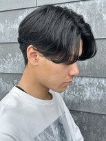 ヒュイル バイ ニアウ(Hwyl by Niau)&nbsp;メンズマッシュセンターパートスパイラルパーマニュアンスパーマ