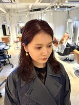 ヴィッカエコル (vicca 'ekolu)&nbsp;緩めウェーブパーマ　パーマ　暖色　ワインレッド