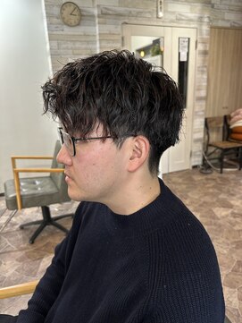 ハルクファースト 札幌(HRK 1st.) メンズ/眉毛/ニュアンスパーマ/ブリーチ/パーマ/メンズカット