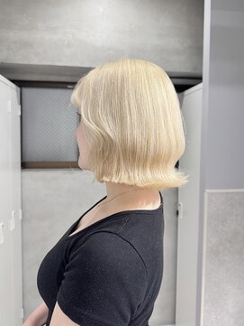 スウィープ(sweep) White blonde