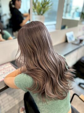 カラ ヘアーサロン(Kala Hair Salon) グレージュ
