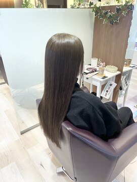 エル バイ ファースト(L by first) 【L by first】オリーブグレージュ