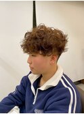 くるくるカーリーパーマショート