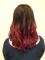 髪の美院 シャルマン ビューティー クリニック(Charmant Beauty Clinic)&nbsp;赤グラデェーション
