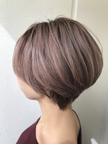 ネウィ グランデ 横浜(newi grande) 大人可愛い20代30代40代小顔ワンサイドショートボブ丸み前下がり