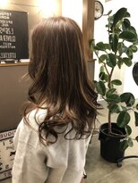 デミュート(DEMUT) 圧倒的オ.ベージュ