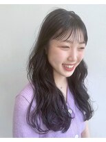 イル(ill)&nbsp;透明感　グレー　ダークトーン　大須