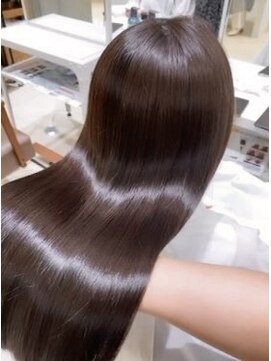 フォルテミラ(FORTE MILA) ツヤ髪カラー