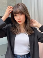 フィル 横浜(fil)&nbsp;オリーブベージュ韓国ヘア_前髪ピンクベージュ