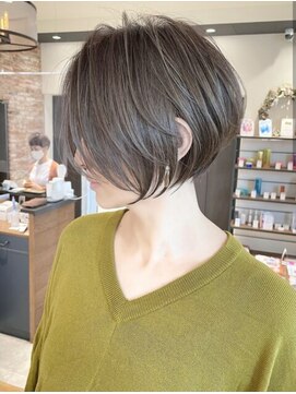 アンド ストーリーズ(&STORIES) 大人可愛い小顔ひし形クビレ丸みボブ20代30代40代大人ショート