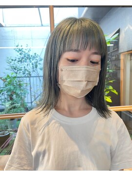 ルッソリベラ 池袋(Lusso libera) 外ハネボブ×オリーブカラー/30代40代50代