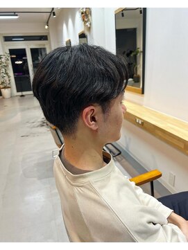 ドットエフ(.f) 刈り上げ/ニュアンスパーマ/ワンカールパーマ