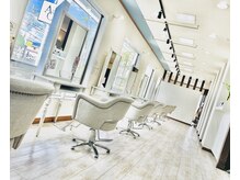 ヘアーメイクアオ(Hair make AO)の雰囲気（お店の内観です）