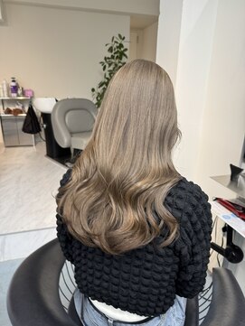 ベル(BEL) グレージュ