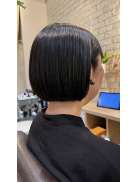 ヴィサージュヴィフ パワード バイ モンス(VISAGEVIF POWERED BY MONS) ショートボブ