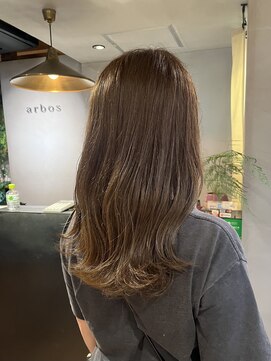 アルボス(arbos) 透明感オリーブベージュカラー