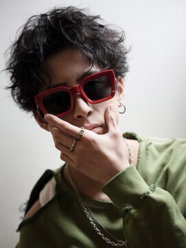 ネクスト 渋谷(NEXT) MEN’S HAIR/ブルーブラック/フェザーパーマ/渋谷ア