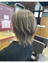 イロ ジェイアール JR奈良店(IRO)&nbsp;白髪を生かした透明感グレージュ/くびれヘア/ショートウルフ