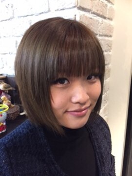 アクシス モア クオリティー フロム ノア(axis More quality from NOAH) 立体的前下がりボブ+外国人風カラーの綺麗め愛され大人的ボブ