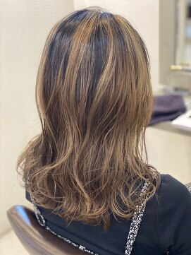 ヘアーサロン イルア 北越谷(hair salon I'LUNA) バレイヤージュゴールド