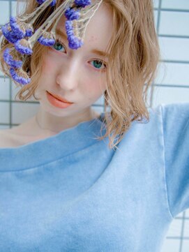 ルティア(Lutia) ハイトーンが一番! ミルキーベージュ