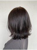 外ハネミディアムボブ