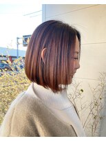 イースタイル 志都呂店(e-style com’s hair) 栗色カラーの中性ストレートボブ