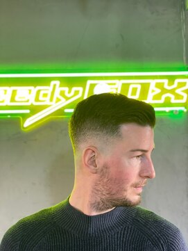 グリーディーフォックス 代々木(Greedy FOX) 韓国マッシュ/センタ-パ-ト/ツイストスパイラル/スキンフェード