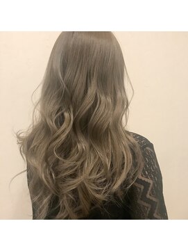 シェアサロン 博多 ミルキーベージュ