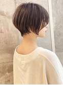 くびれ美人ショート