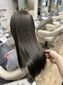 リーホリエ(Lee Horie) 【Gyo】髪質改善オリーブグレー