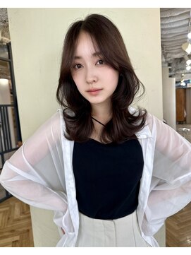 アリスバイアフロート 自由が丘(ALICe by AFLOAT) くびれヘア／レイヤーカット／顔まわりカット／自由が丘