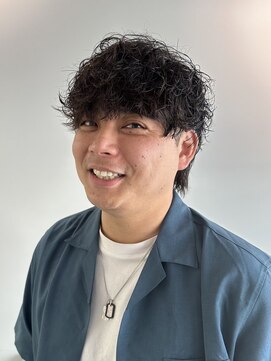 ヘアーメイク ネイキッド(Hair make Naked) 無造作ツイストスパイラル