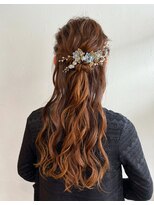 ハウリーヘアアンドスパ(HAURY hair&spa) ゆるふわハーフアップ