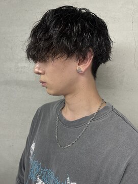 イズ(iss) 波巻きスパイラルパーマ