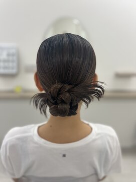 ヘアセットサロン サロンエイミー(salon aemii) カチモリシニョン