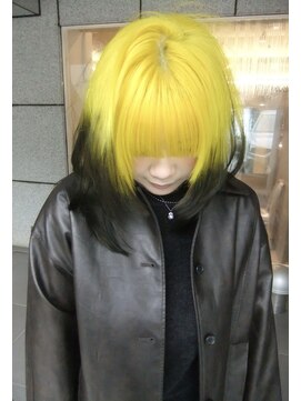 ダブ アオヤマ(DaB AOYAMA) 【ブリーチ2回~】裾ブラックルーツカラー×ハイトーンイエロー