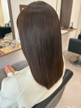 エリュール(Elure) 髪が綺麗に見えるツヤカラー