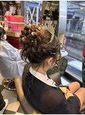 卒業式アップシニヨンヘア 高めお団子