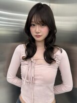 アイヴァン(AIVAN) ミディアムレイヤー/ダークアッシュブラウン/顔周りカット lll