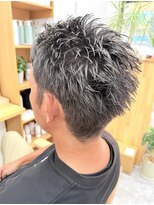 リル 亀有(Rire) スパイキーショート×ダーククレイ