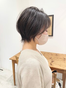 アテナ 六本松店(ATENA) 外はねショートウルフ