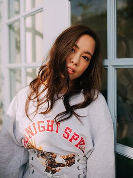 フローラビューティーヘアー(Flora Beauty Hair) 軽やかロング/20代/30代/40代/50代/岡山/表町