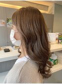ミルクティー・ハイライト・ベージュ
