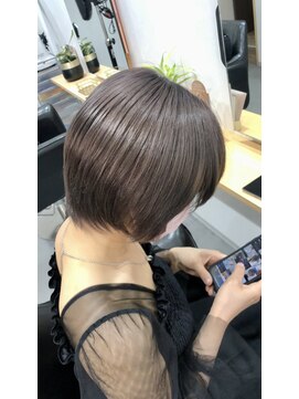 シェーヌ(CHAINE) ハイトーンショート