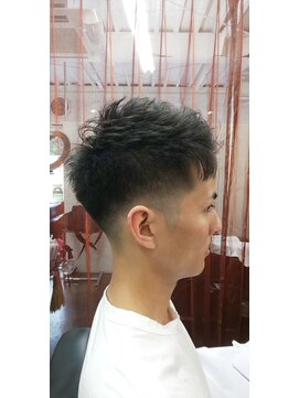 ティーズ バーバー T's BARBER バリカンフェード