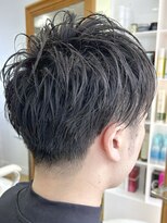 ヘッズ 本八幡店(HEADS)&nbsp;MEN'S HAIR  センターパート　ツイストスパイラル　コンマヘア